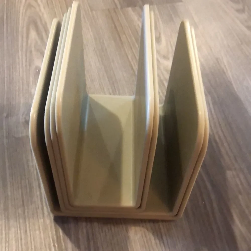 LAST ONE!!! CARAWAY MAGNETIC POT/PAN HOLDERS FOR CABINETS- 2 SMALL 2 LARGE